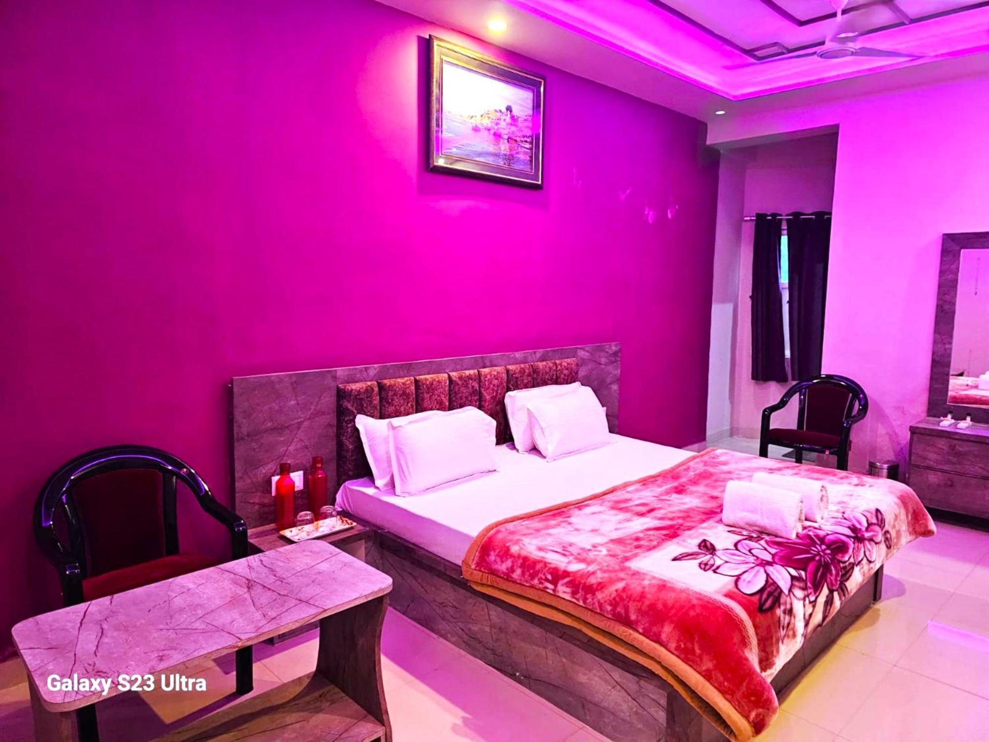 Hotel Kashi Inn Raj Ghat Varanasi Exterior photo