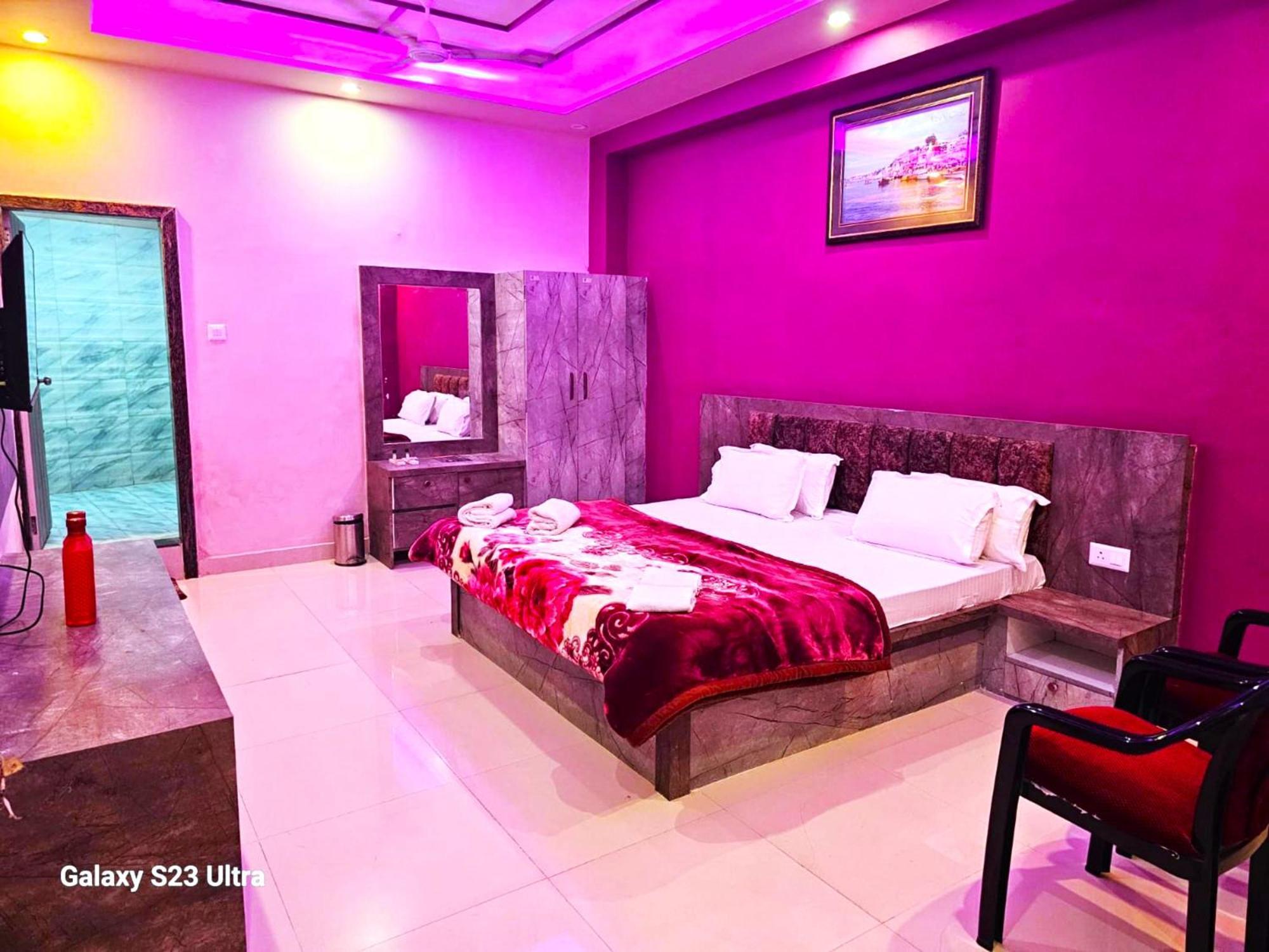 Hotel Kashi Inn Raj Ghat Varanasi Exterior photo